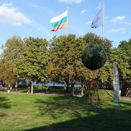 Mm * Burgas